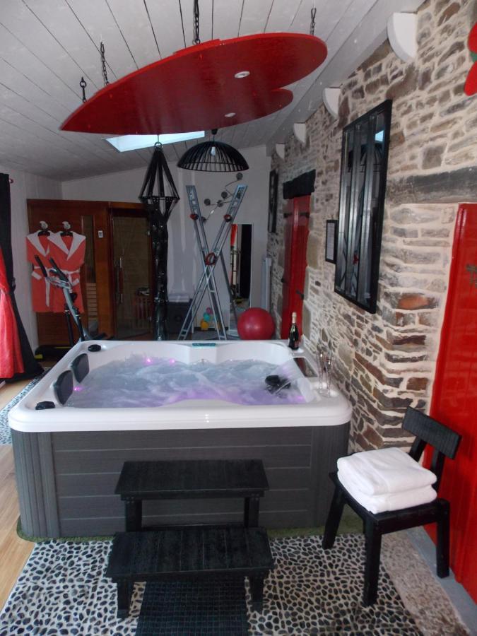 Love Room Donjon Dol In Love Bdsm Dol-de-Bretagne Exterior foto