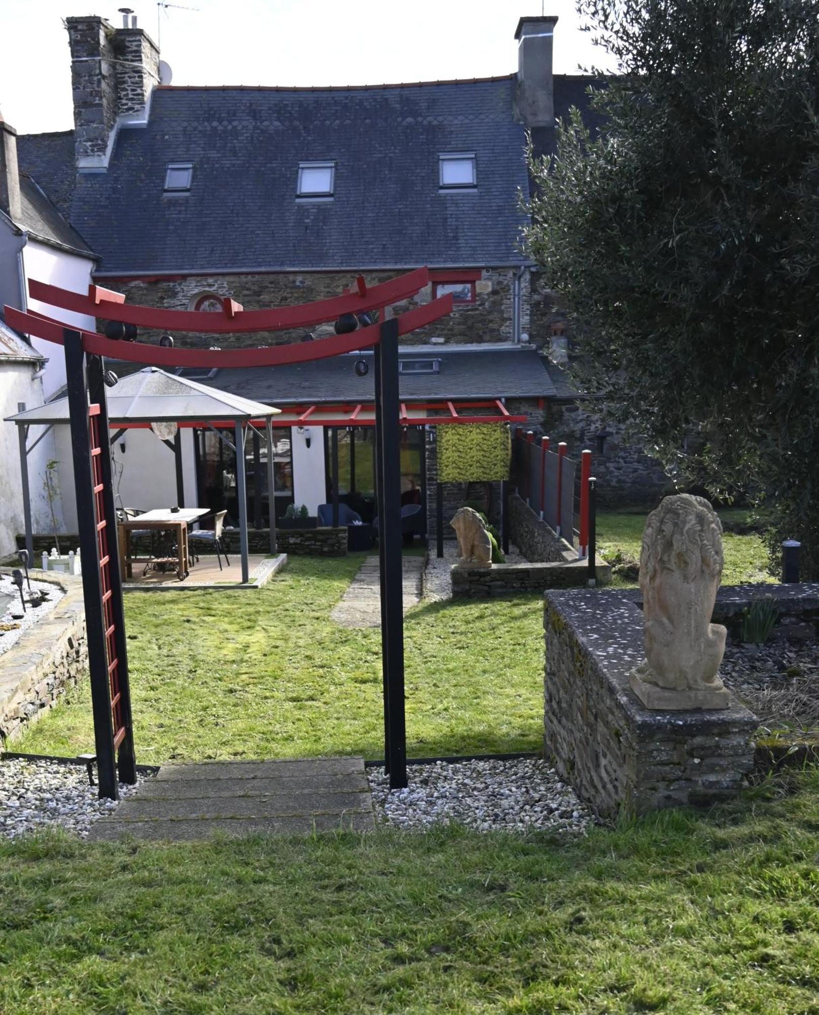 Love Room Donjon Dol In Love Bdsm Dol-de-Bretagne Exterior foto